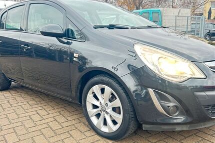 Opel Corsa 120.500 km 3.499 &euro; Hannover 30179