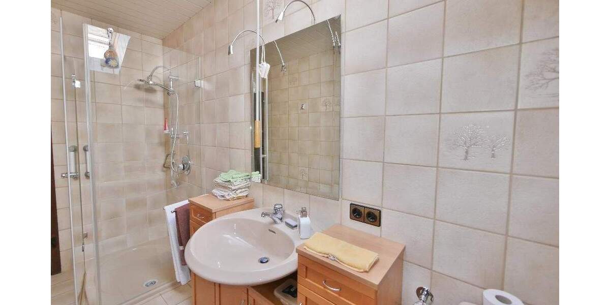 Mehrfamilienhaus, Wohnhaus Haan - 1 Zimmer, 272 m&sup2;, 690.000&euro; | Angebot:25402006