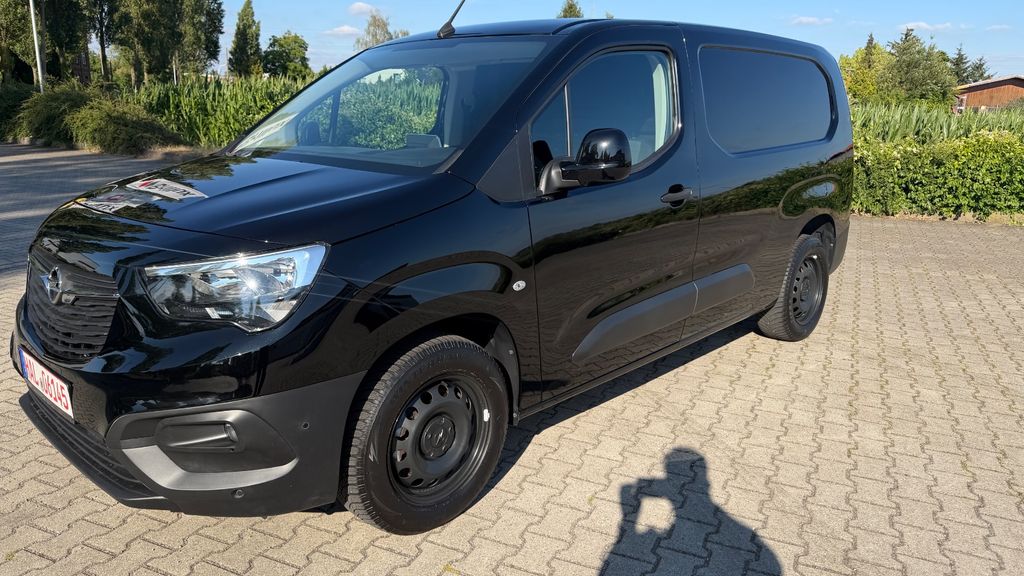 Opel Combo 89.940 km 13.400 &euro; Halle/S. 06116