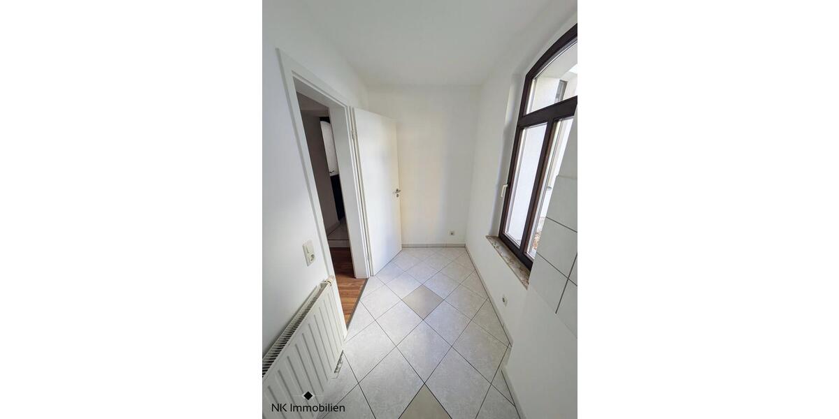 Erdgeschoßwohnung Zwickau - 2 Zimmer, 42 m&sup2;, 280&euro; | Angebot:26008219