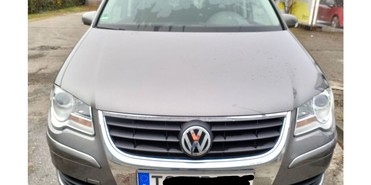 VW Touran 279.000 km 3.100 &euro; Traunstein 83278