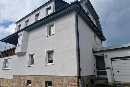 Mehrfamilienhaus im Zentrum von Naila von privat zimmer