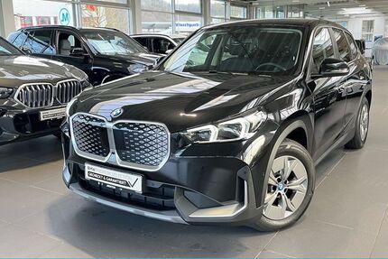 BMW iX1 28.377 km 34.490 &euro; Tübingen 72072