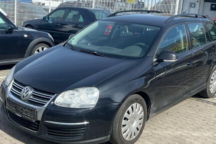 VW Golf 368.566 km 899 &euro; Nürnberg 90439