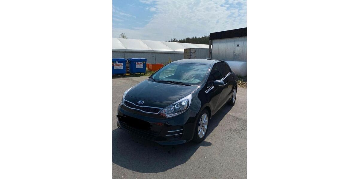 Kia Rio 118.500 km 7.690 &euro; Kaltenbrunn 92700