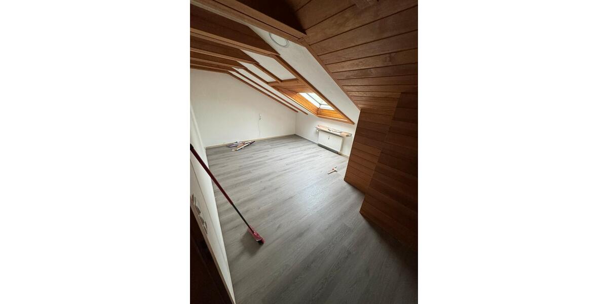 Dachgeschoßwohnung Bochum Querenburg - 2 Zimmer, 55 m&sup2;, 680&euro; | Angebot:26659139