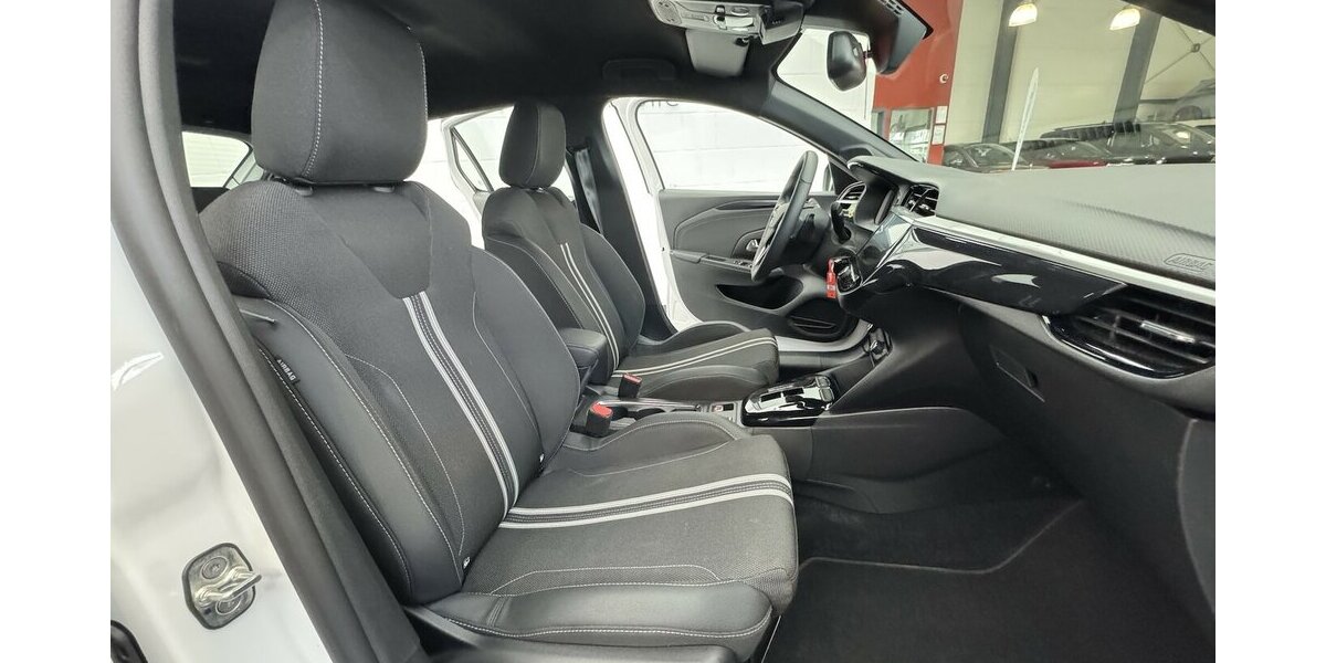 Opel Corsa GS 1.2 Turbo 1.Hand Sitzheizung Carplay 8.600 km 17.890 &euro; Lich 35423