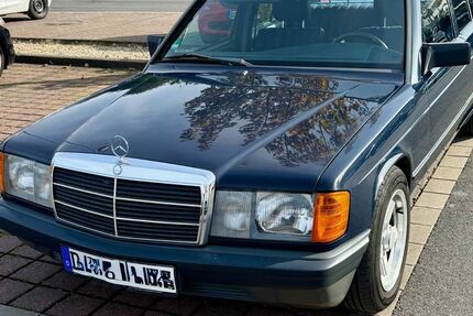 Mercedes-Benz 190 173.000 km 6.250 € Dortmund 44289