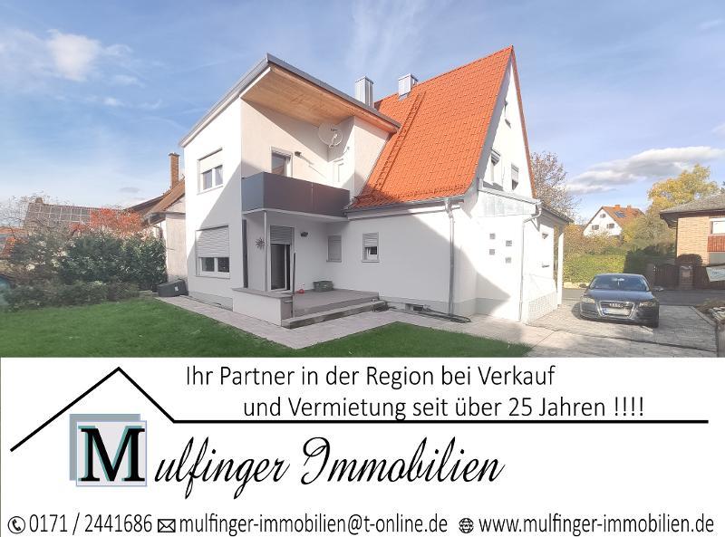 Saniertes Einfamilienhaus mit Stellplätzen, Garten und Freisitz 5 zimmer