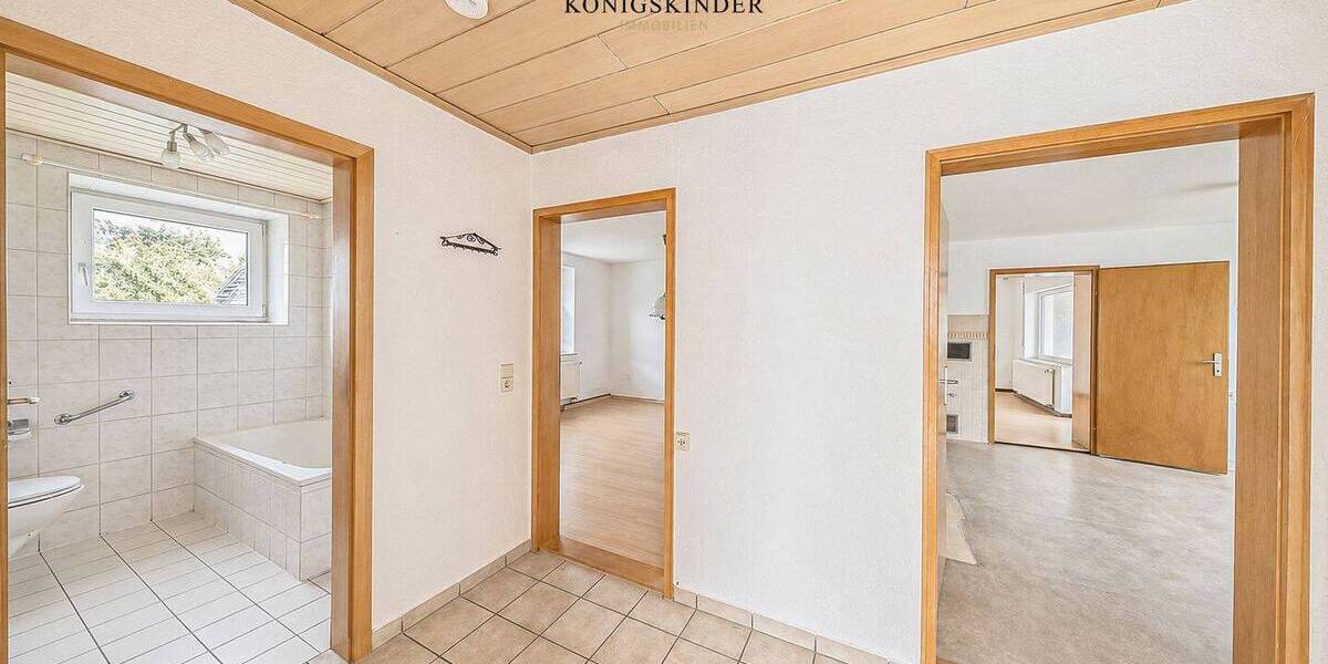 Mehrfamilienhaus, Wohnhaus Vöhringen - 6 Zimmer, 160 m&sup2;, 530.000&euro; | Angebot:26417353