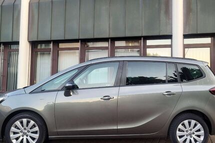 Opel Zafira 93.000 km 11.900 &euro; Groß Gerau 64521