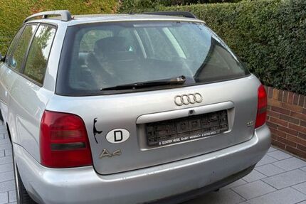 Audi A4 335.000 km 900 &euro; Nidderau 61130