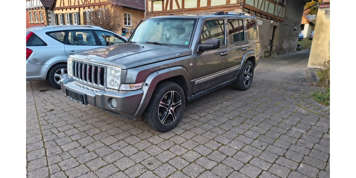 Jeep Commander 281.000 km 5.000 &euro; Ölbronn 75248