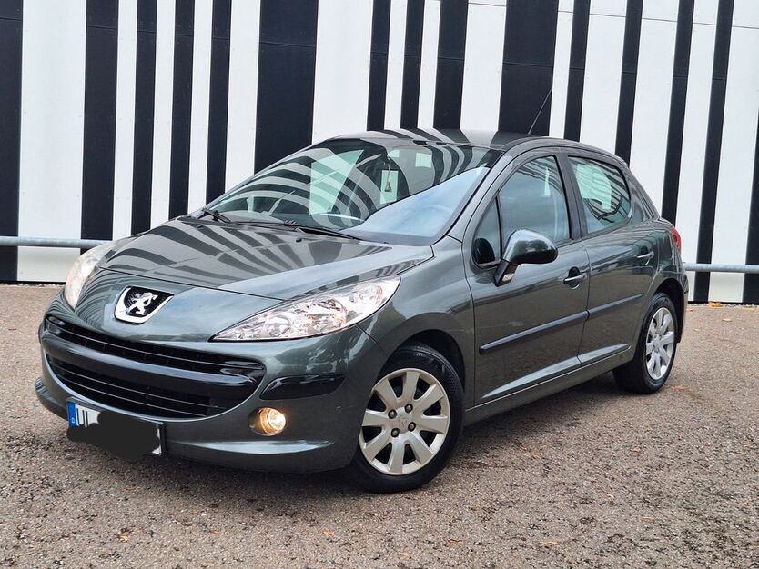 Peugeot 207 128.500 km 2.360 € Ulm 89155