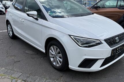 Seat Ibiza 57.386 km 11.900 € Köln 51109