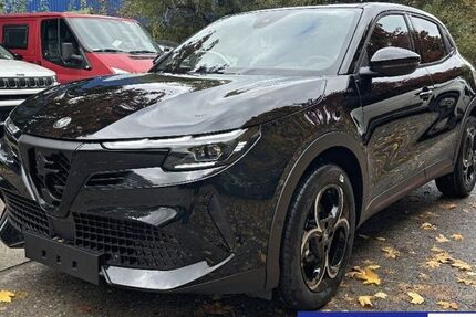 Alfa Romeo Junior 1.001 km 32.480 € Berlin 10315