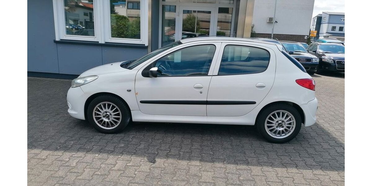 Peugeot 206 100.000 km 3.000 &euro; friedrichsdorf 61381