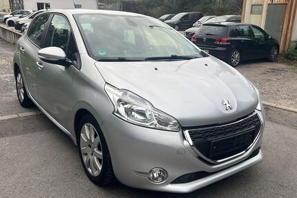 Peugeot 208 126.000 km 4.190 &euro; Wetter Ruhr 58300