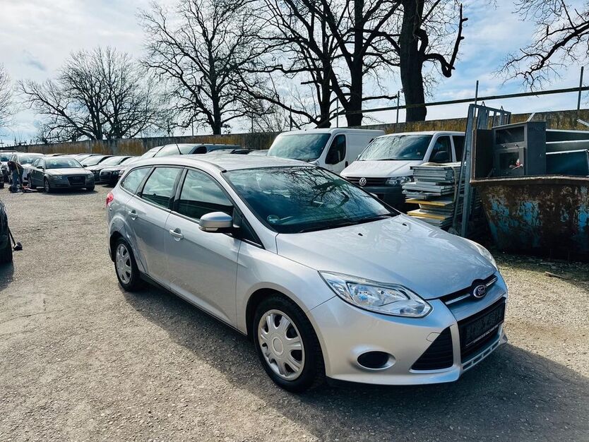 Ford Focus 289.000 km 1.399 € Neufahrn 85375