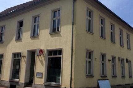 generalsanierte große 4-Raum-Wohnung ab Januar 2026 in 17087 Altentreptow zu vermieten 4 zimmer