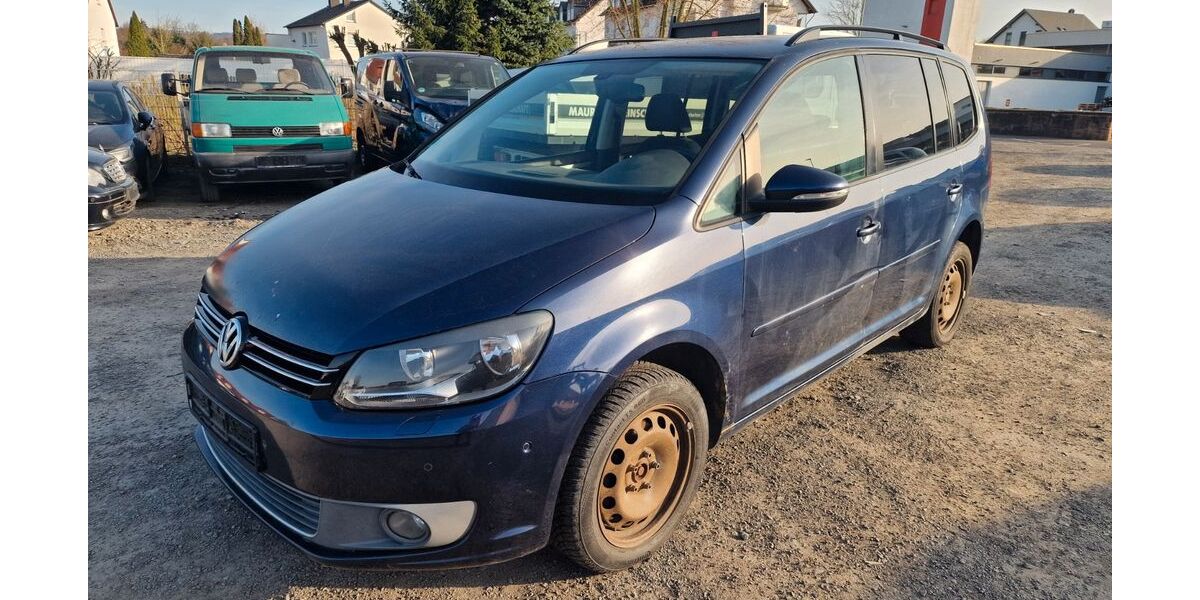 VW Touran 265.000 km 3.300 &euro; Büdingen 63654