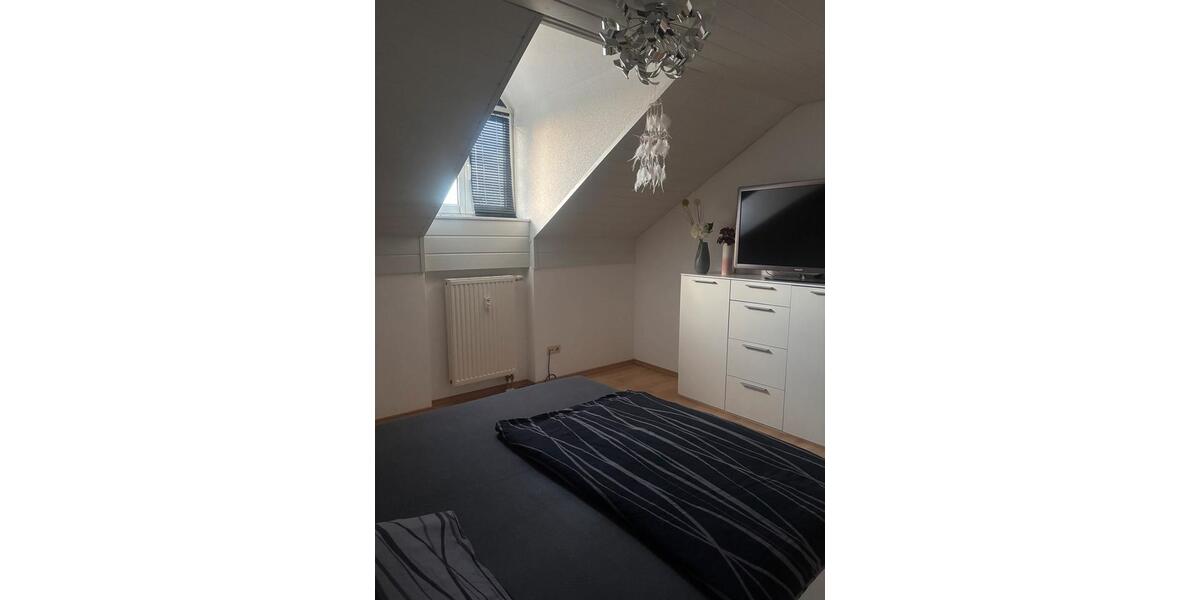 Dachgeschoßwohnung Eichendorf - 3 Zimmer, 83 m&sup2;, 810&euro; | Angebot:26409135