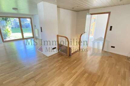 Haus zum Mieten in Lampertheim 900 € 91.46 m² 2 zimmer