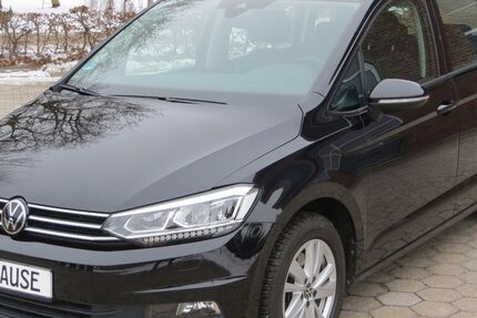 VW Touran 46.900 km 26.380 &euro; Regesbostel 21649