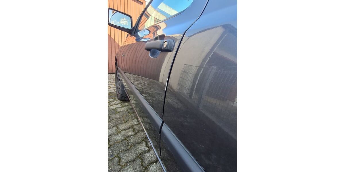 VW Golf 71.488 km 2.200 &euro; Fürstenfeldbruck 82256