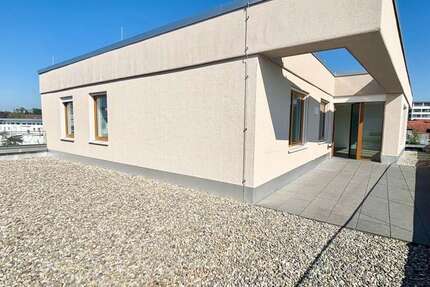 Wohnung zum Mieten in Friedrichshafen 1.700 € 100.29 m² 3 zimmer