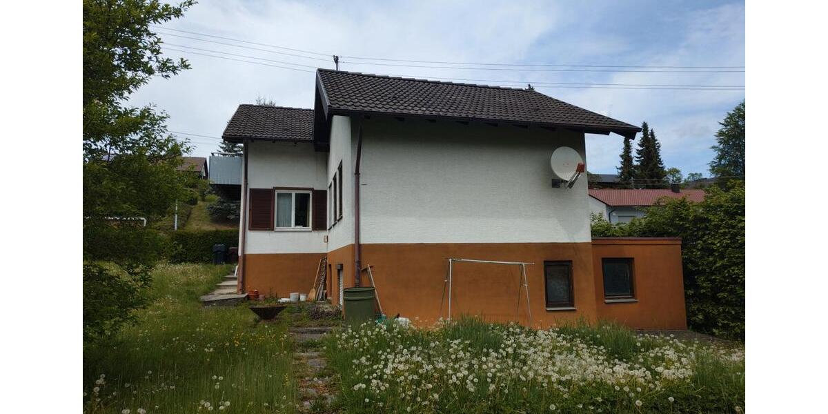 Einfamilienhaus Haigerloch - 6 Zimmer, 137 m&sup2;, 1.300&euro; | Angebot:26537726