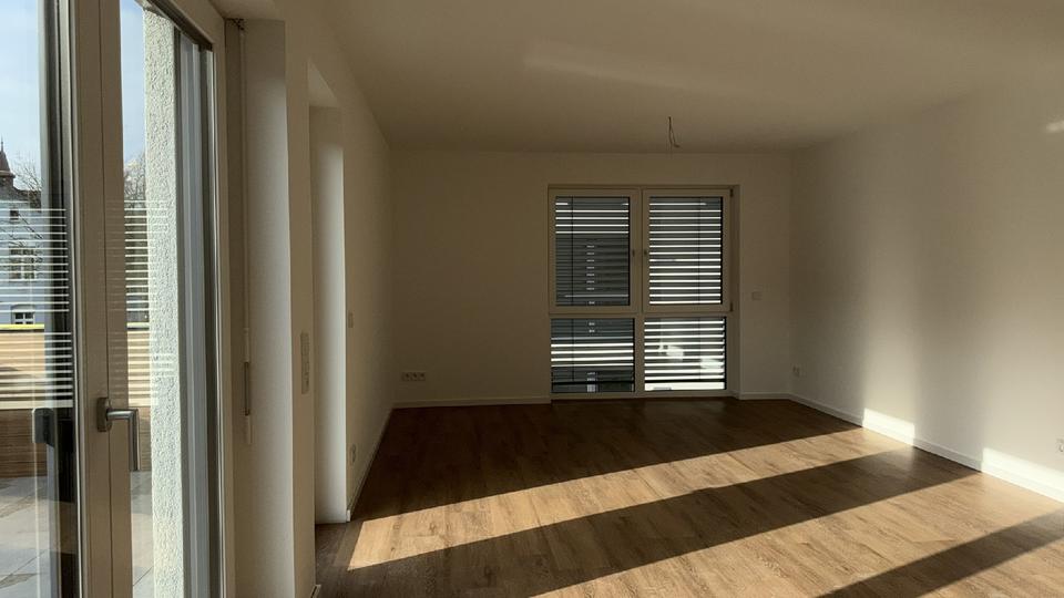Etagenwohnung Kreuztal - 3 Zimmer, 90 m&sup2;, 1.270&euro; | Angebot:26067702