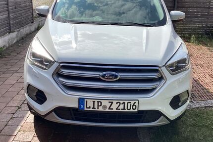 Ford Kuga 175.500 km 10.400 &euro; Finning 86923