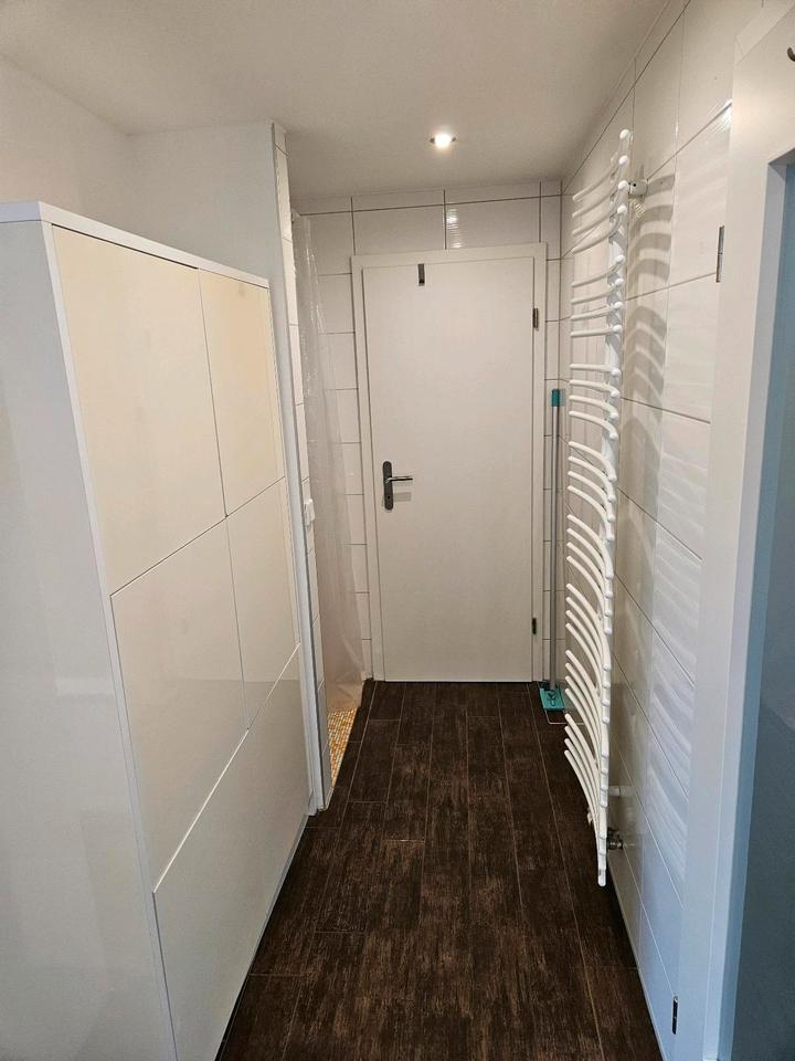 2 Zimmer Wohnung mit großem Balkon zimmer