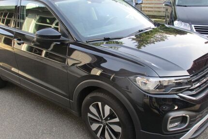 VW T-Cross 26.345 km 18.770 &euro; Wesselburen 25764