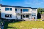 Bungalow + Einliegerwohnung mit herrlichem Weitblick in Niederense zu verkaufen! 7 zimmer