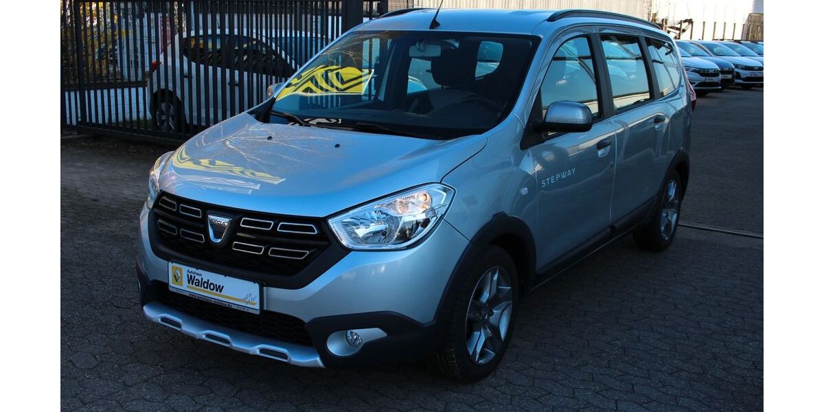 Dacia Lodgy 82.200 km 12.790 &euro; Rheinbach 53359