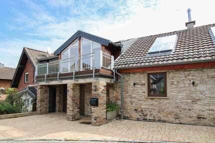 Haus zum Kaufen in Kreuzau 399.000 € 215.07 m² 7 zimmer