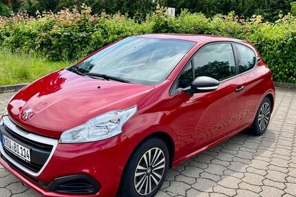 Peugeot 208 90.000 km 4.200 &euro; Krumbach 86381