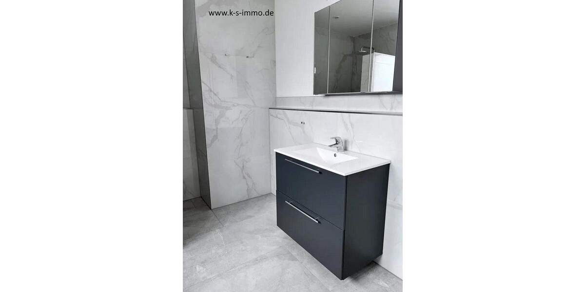 Moderr 2 Zi. DG-Wohnung mit ca.18qm Balkon, Ludwigsfeld in Neu-Ulm 2 zimmer