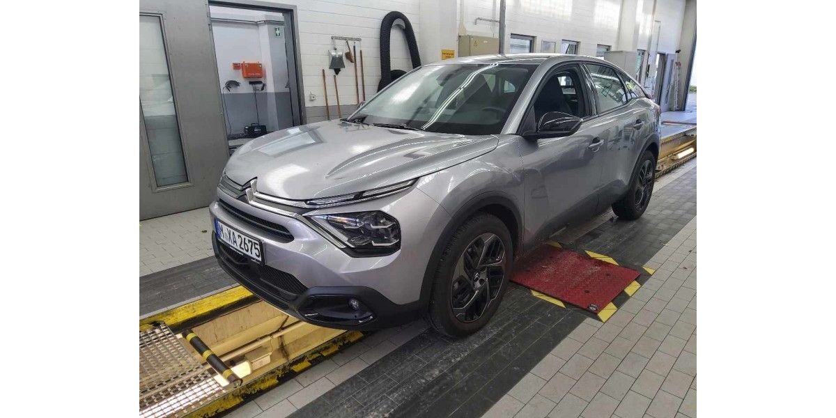 Citroen C4 5.425 km 16.740 &euro; Hennef 53773