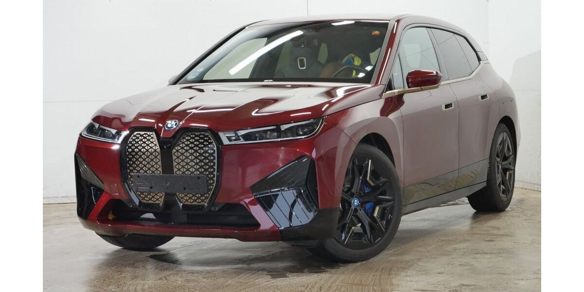 BMW iX 24.500 km 56.690 &euro; Buchschwabach bei Nürnberg 90574