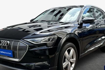Audi e-tron 49.338 km 24.890 &euro; Stuttgart 70565