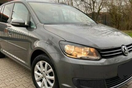 VW Touran 168.300 km 5.690 &euro; Telgte 48291