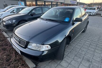 Audi A4 223.000 km 1.399 &euro; Frankfurt oder 15234