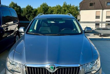 Skoda Superb 205.000 km 6.950 &euro; Plettenberg 58840