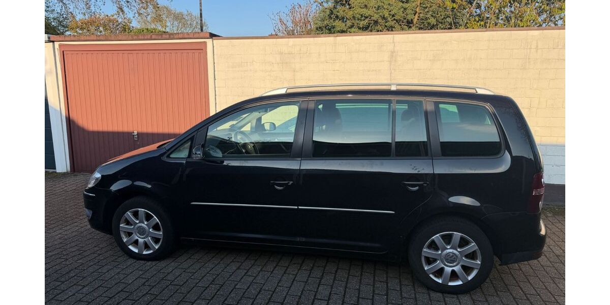 VW Touran 295.000 km 1.900 &euro; Bremen 28203