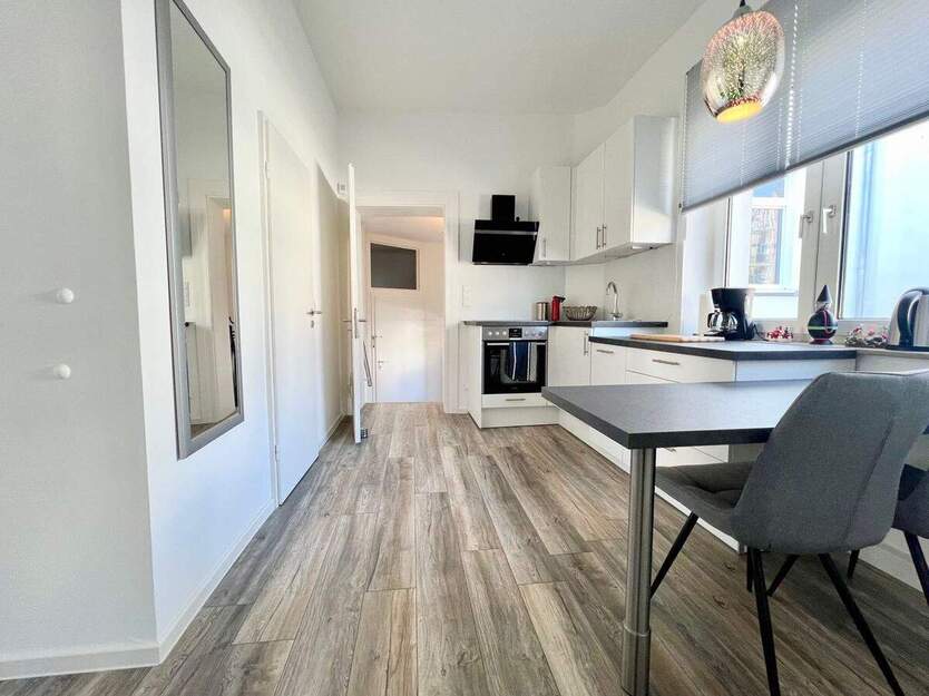 Wohn- und Geschäftshaus aus der Gründerzeit in bester Lage von Solingen Ohligs zimmer