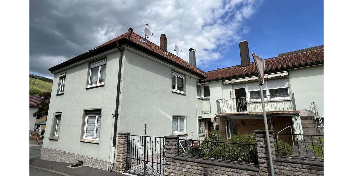 Etagenwohnung Lauda-Königshofen Königshofen - 5 Zimmer, 120 m&sup2;, 210.000&euro; | Angebot:21532371