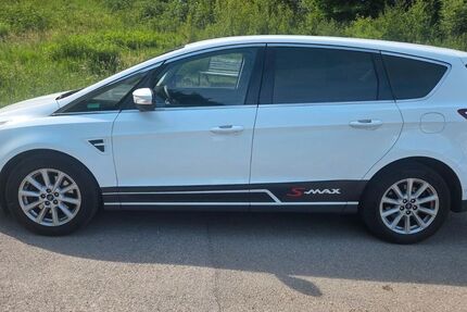 Ford S-Max 215.000 km 8.900 &euro; Tuttlingen 78532